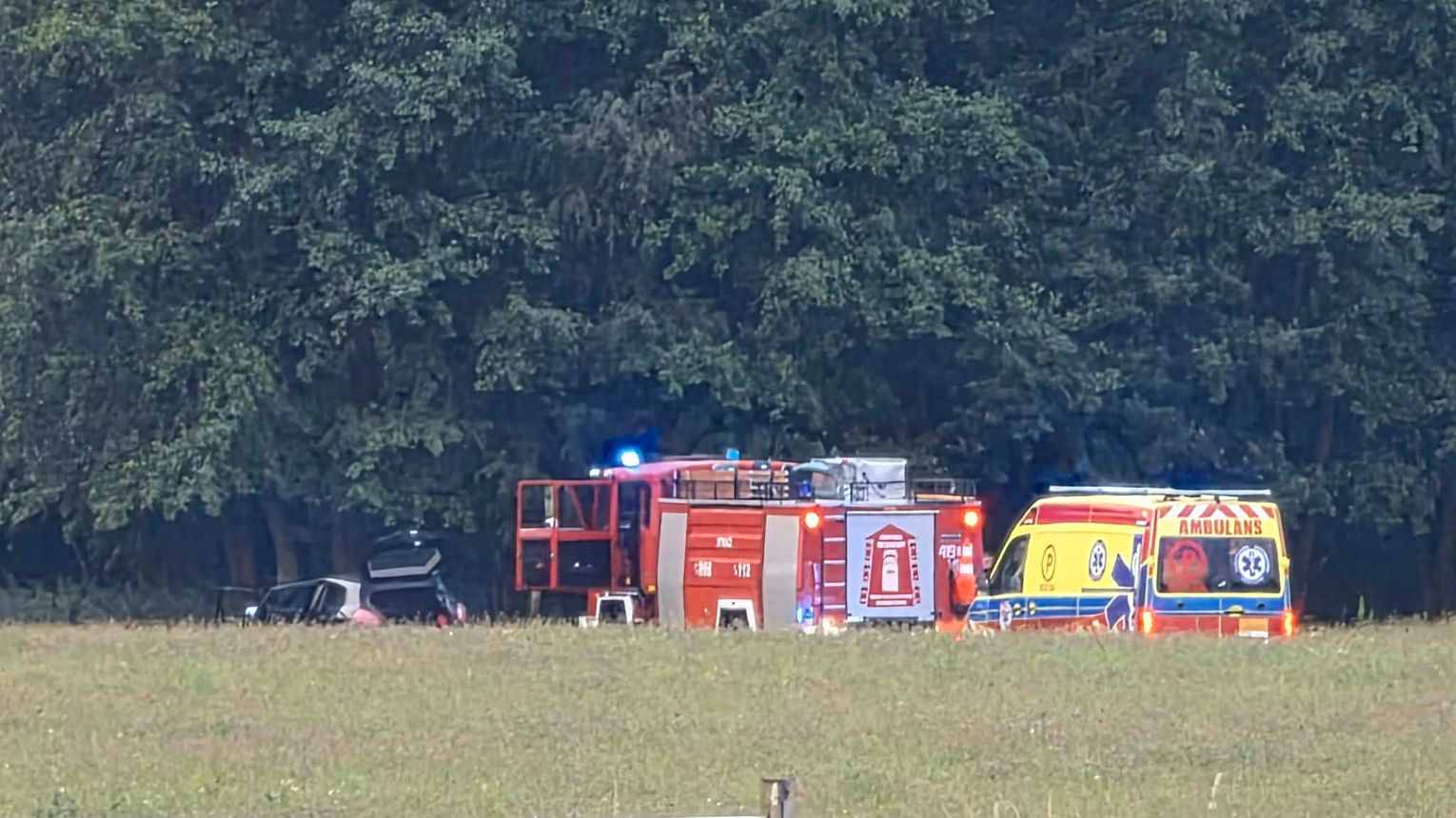 Wypadek na quadzie w Dębnie. Mężczyzna z urazem klatki piersiowej