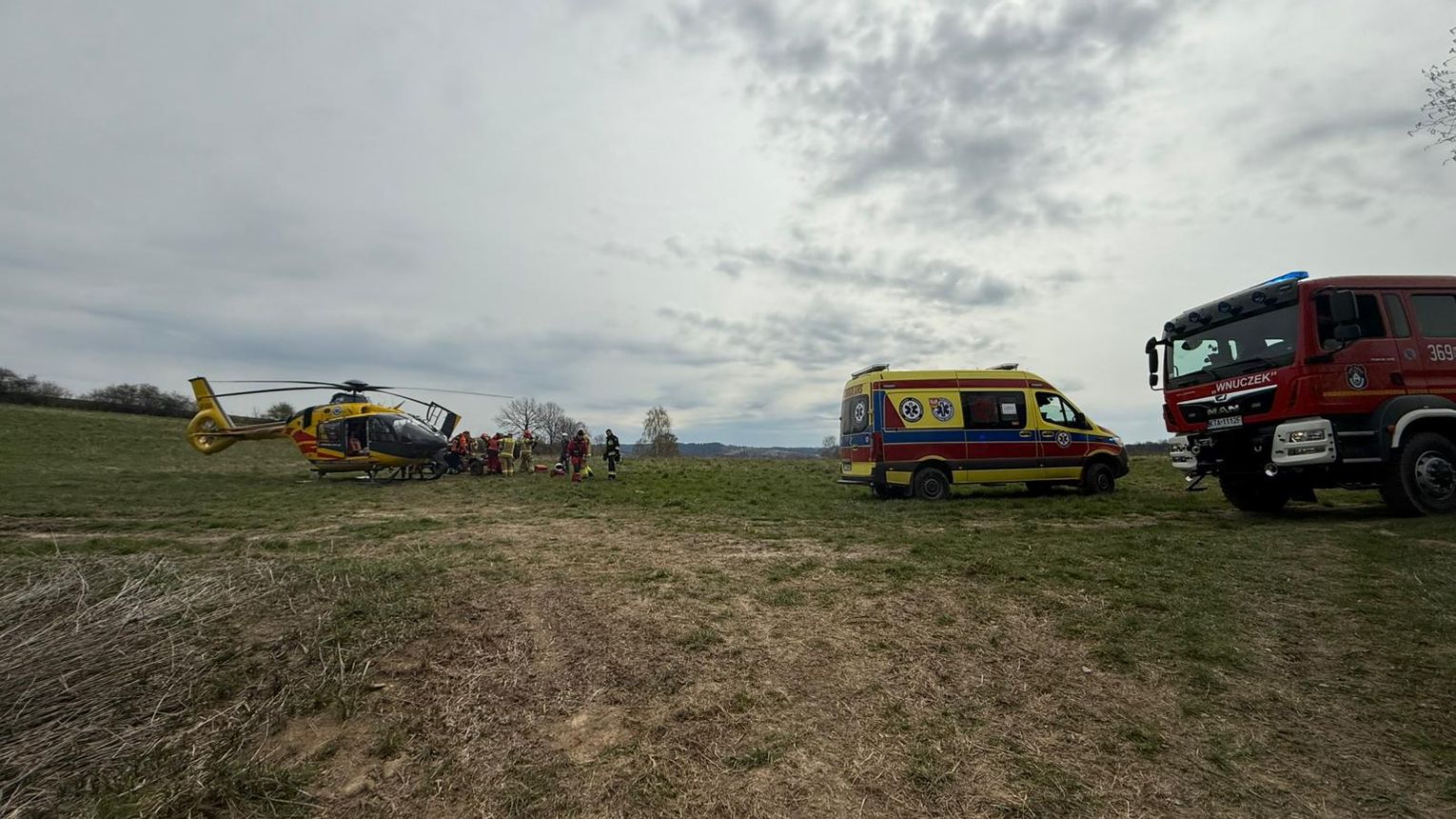 Wypadek podczas prac leśnych w Bogoniowicach. Interweniował śmigłowiec LPR