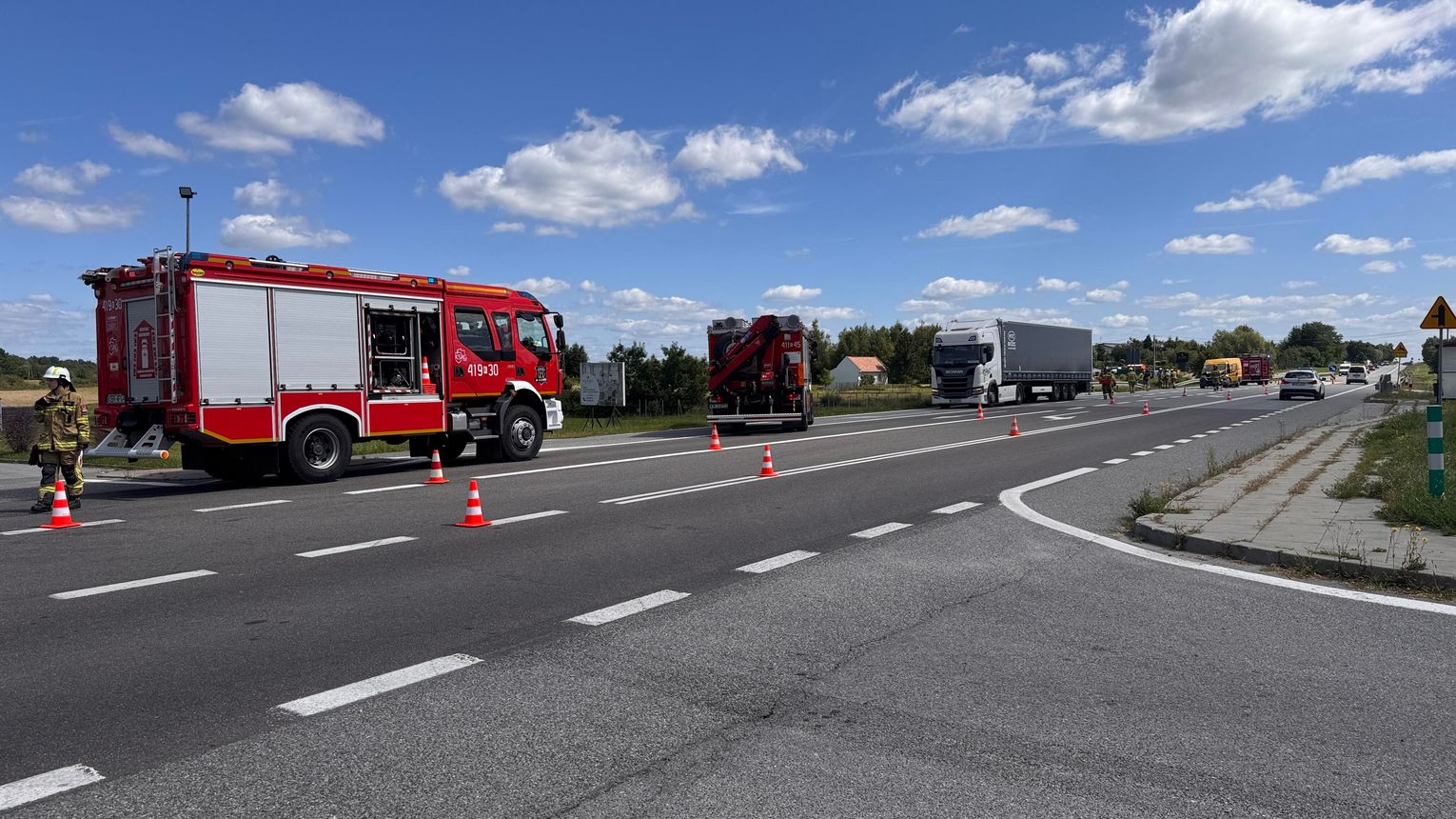 Wypadek w Dębnie. Jedna osoba poszkodowana