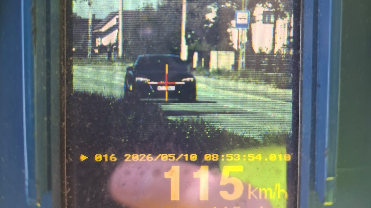 Za szybka jazda w terenie zabudowanym zakończyła się utratą prawa jazdy