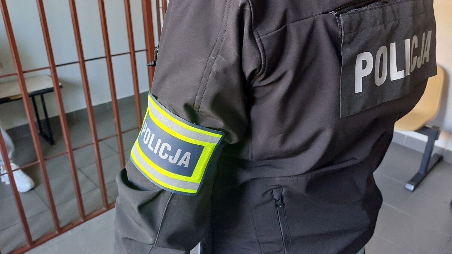 Zaginął 13-latek. Policjanci odnaleźli go w mieszkaniu, a tam czekała kolejna niespodzianka