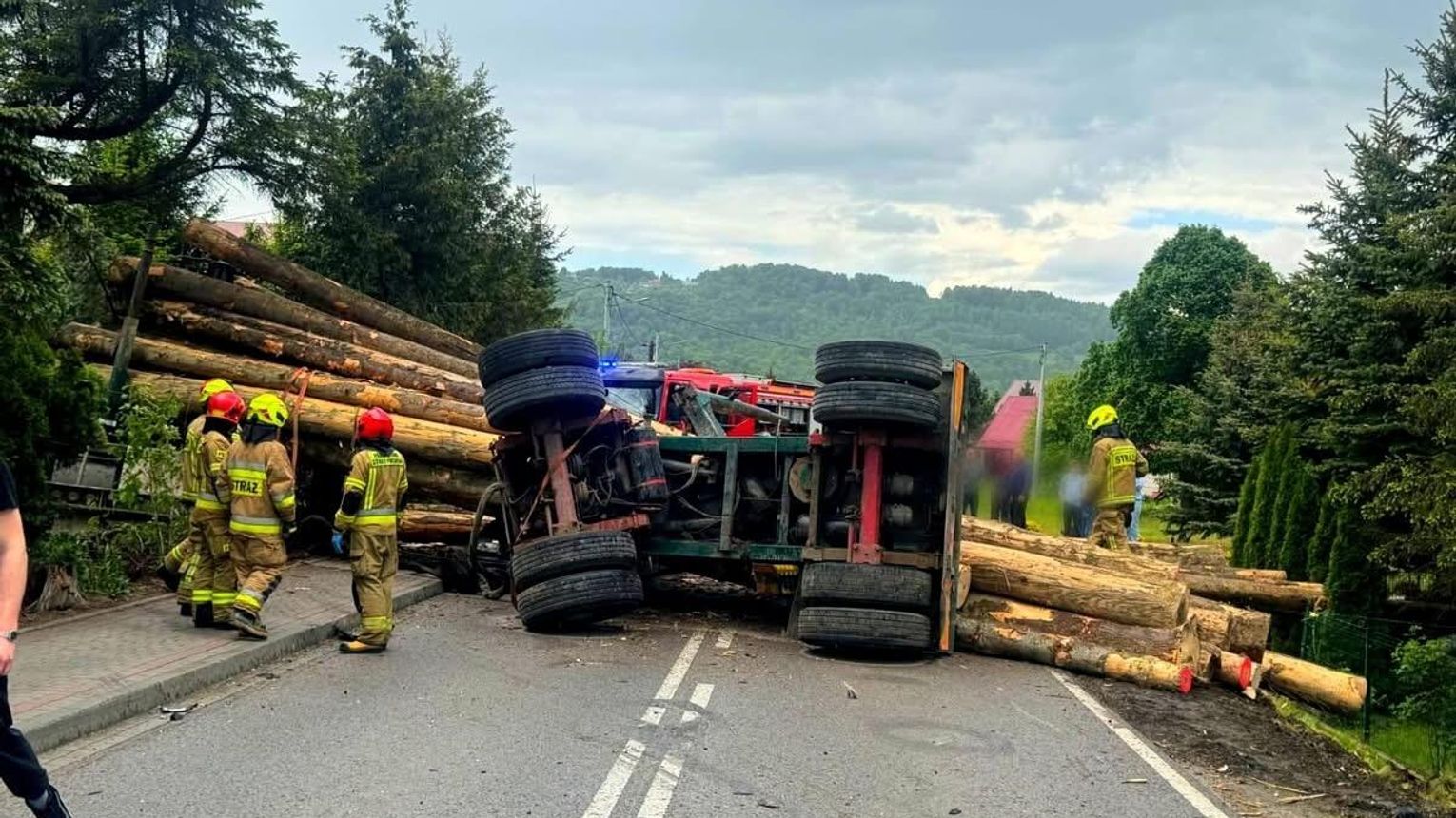 Zatrzymane prawo jazdy i wniosek do sądu po kolizji w Laskowej