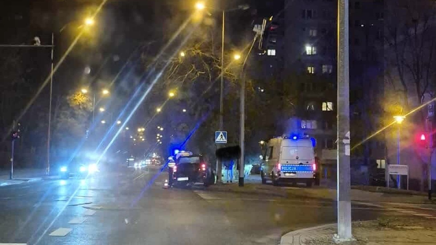 Zdarzenie drogowe z udziałem radiowozu na ul. Lwowskiej w Tarnowie