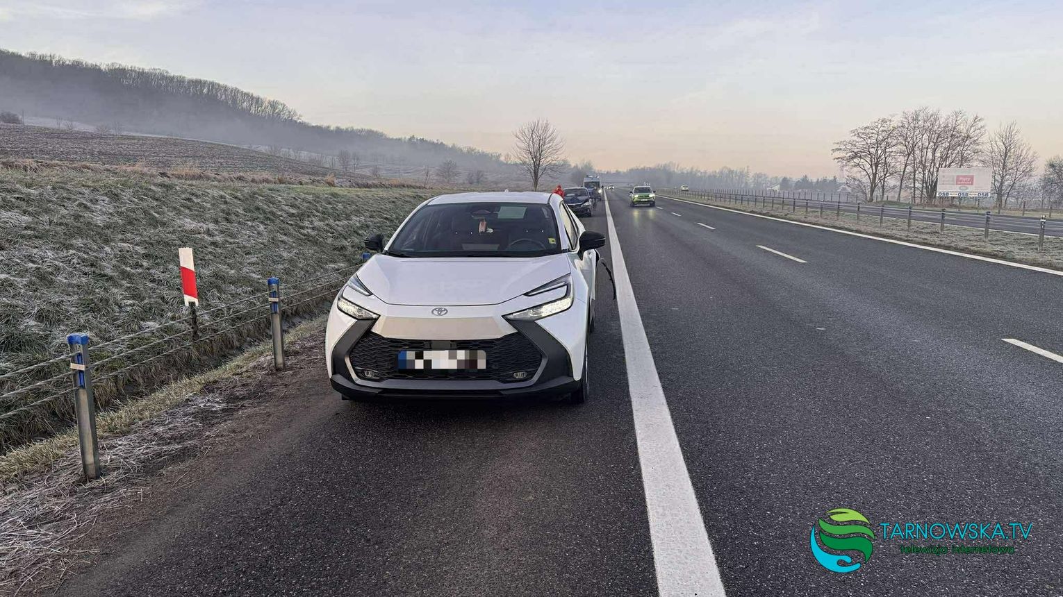 Zderzenie forda i toyoty na obwodnicy Tarnowa. Jedna osoba w szpitalu