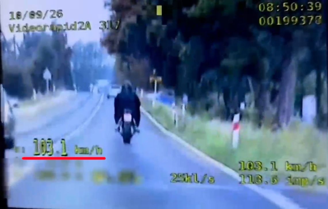 103 km/h przez teren zabudowany! Motocyklista wpadł w ręce grupy SPEED. Kara była dotkliwa 103 km/h przez teren zabudowany! Motocyklista wpadł w ręce grupy SPEED. Kara była dotkliwa
