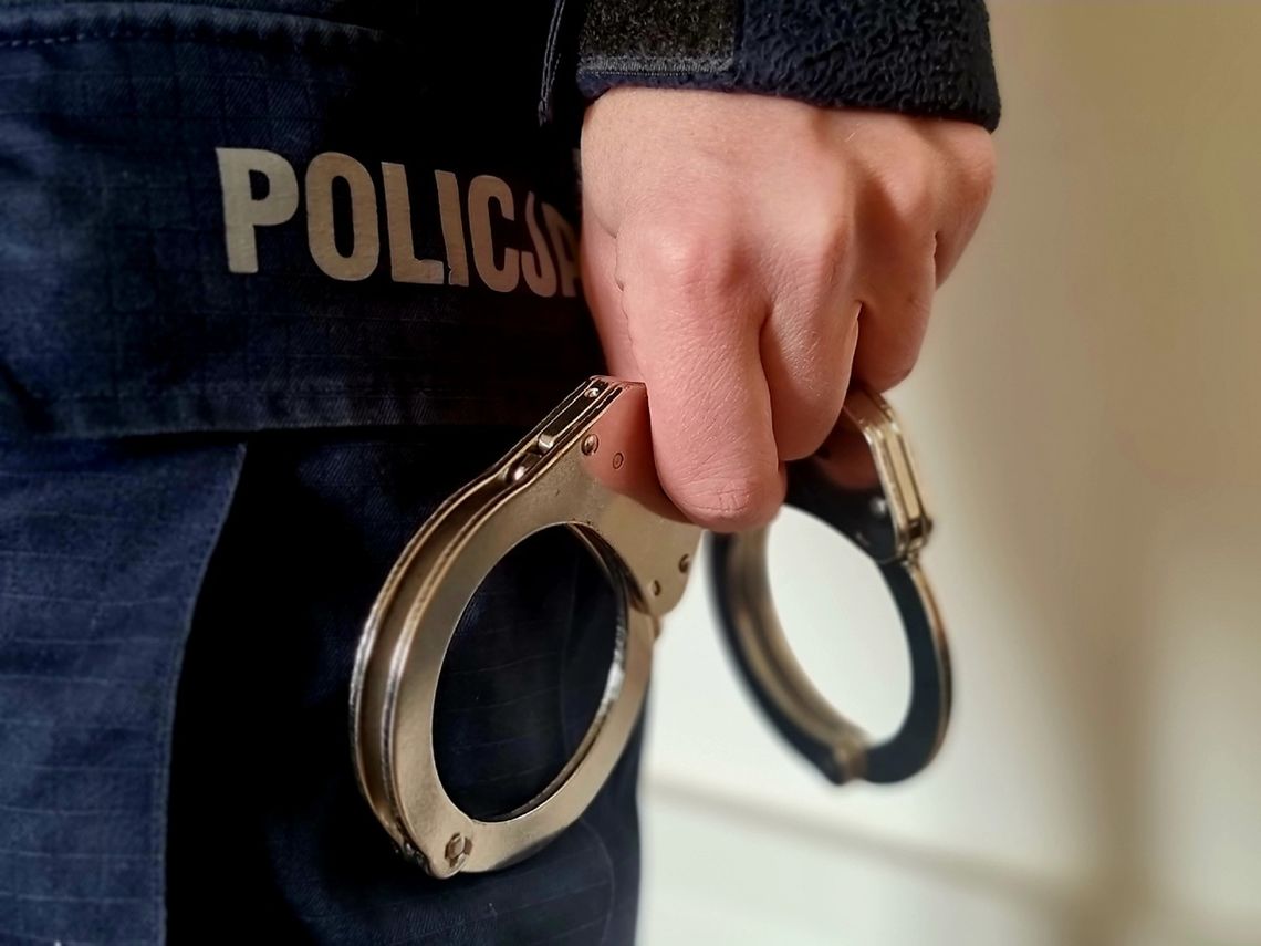 18-latek z narkotykami, to kolejne zatrzymanie przez policję ze Szczucina