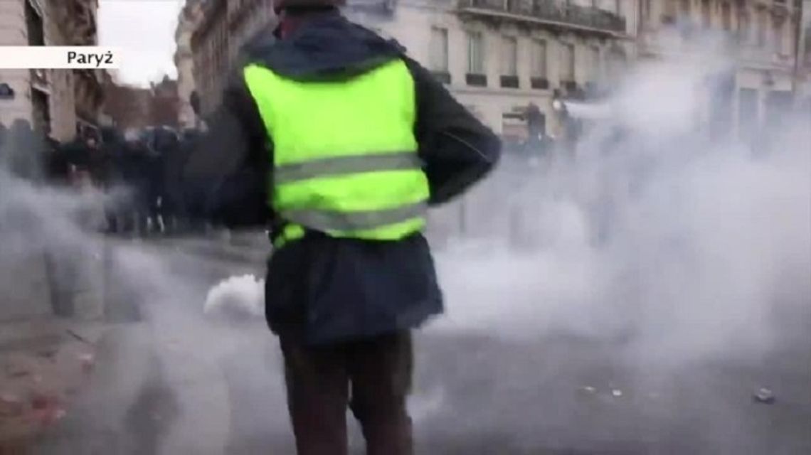 260 rannych, tysiące zatrzymanych. Brutalne protesty "żółtych kamizelek" we Francji