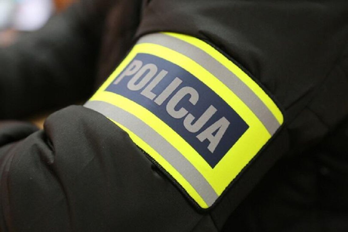 Akt oskarżenia wobec 29-latka z Tarnowa za liczne oszustwa internetowe i kradzież