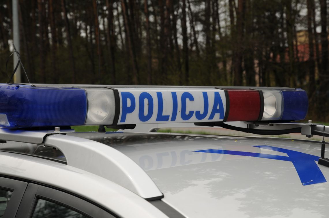 Brzescy policjanci zatrzymali oszusta działającego metodą „na pracownika banku”