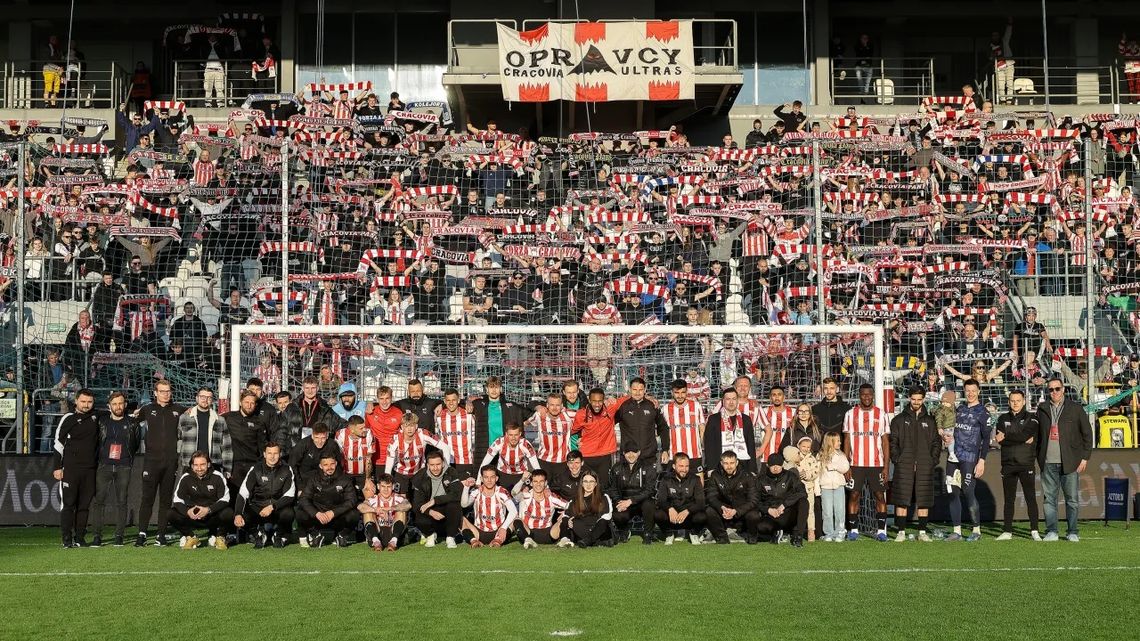 Cracovia na własnym stadionie wygrywa z GKS-em Katowice