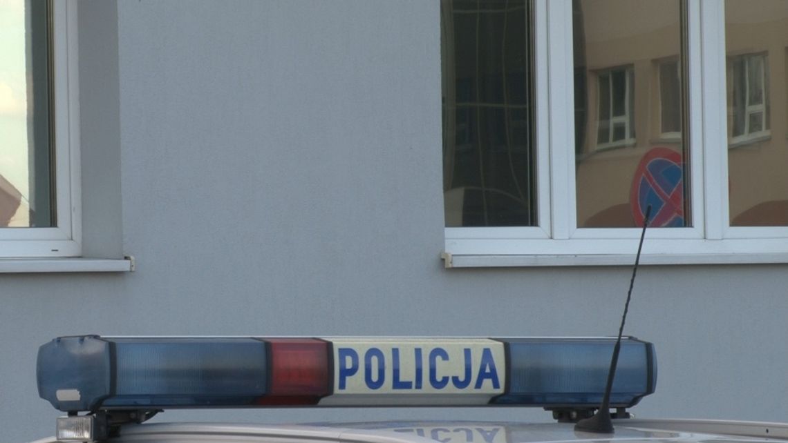 Dąbrowska policja zatrzymała podejrzanych o włamania do sklepów