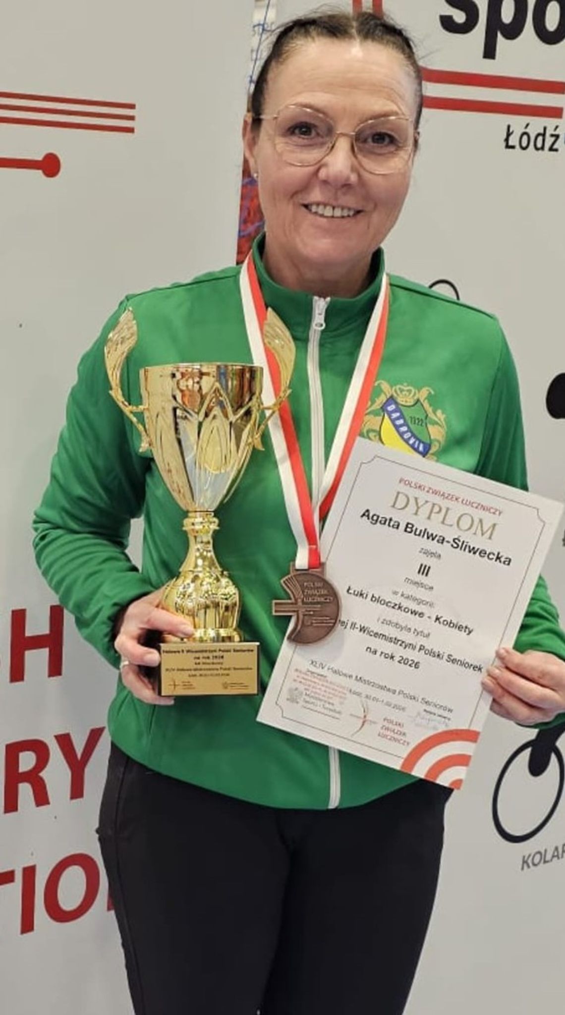 Dąbrowska policjantka z medalem na XLIV Halowych Mistrzostwach Polski w łucznictwie