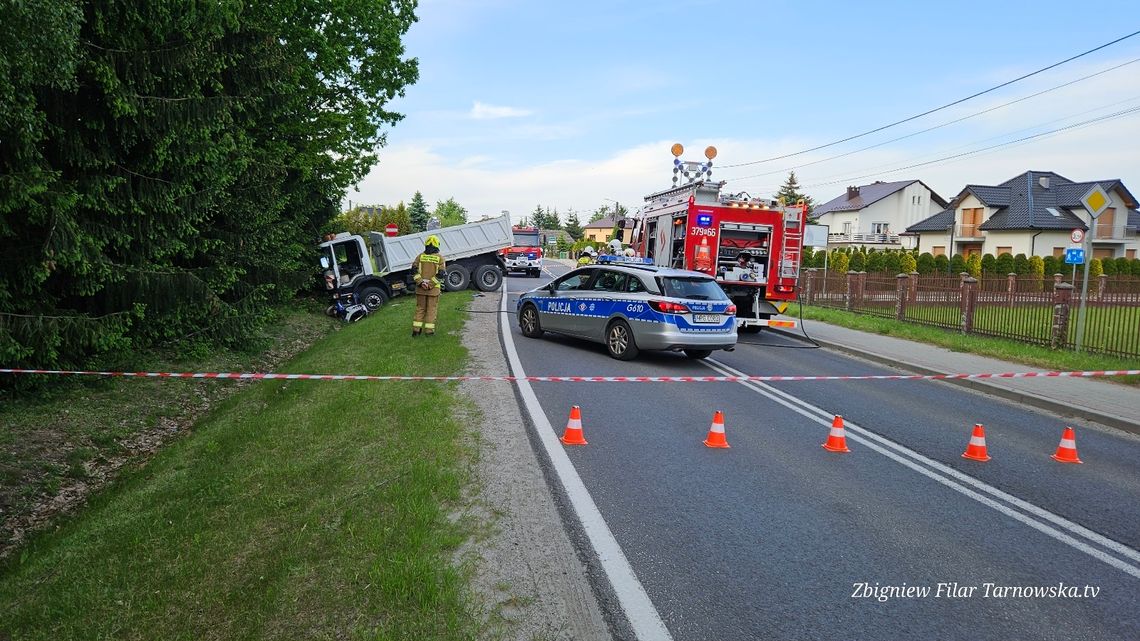 Droga była zablokowana po wypadku motocyklisty z samochodem ciężarowym w Niwce
