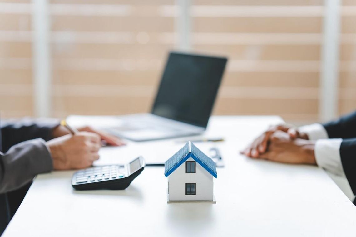 Finanse domowe: na co zwrócić uwagę przy planowaniu zakupu nieruchomości?