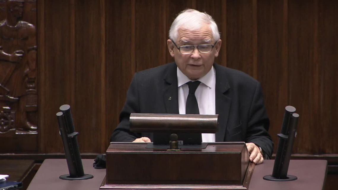 J. Kaczyński do opozycji w Sejmie: Narażacie na śmierć mnóstwo ludzi, jesteście przestępcami