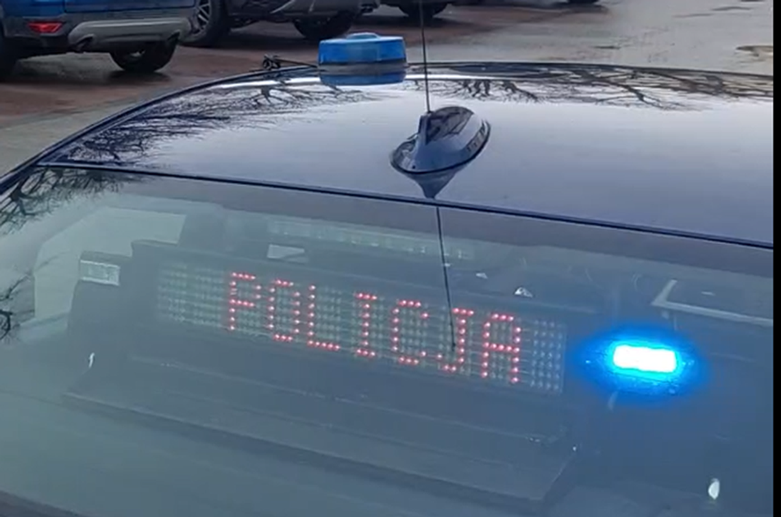 Jazda na jednym kole zakończona mandatem i utratą prawa jazdy Jazda na jednym kole zakończona mandatem i utratą prawa jazdy