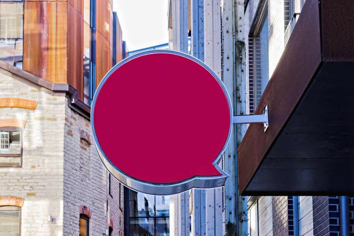 Kasetony reklamowe - więcej niż zwykły szyld