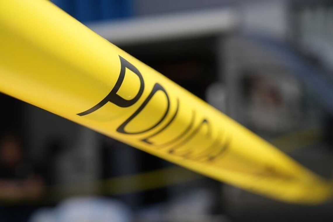 Kraków. Kibic Cracovii miał zaatakować ostrym narzędziem kibica Wisły. 49-latek trafił do szpitala Kraków. Kibic Cracovii miał zaatakować ostrym narzędziem kibica Wisły. 49-latek trafił do szpitala