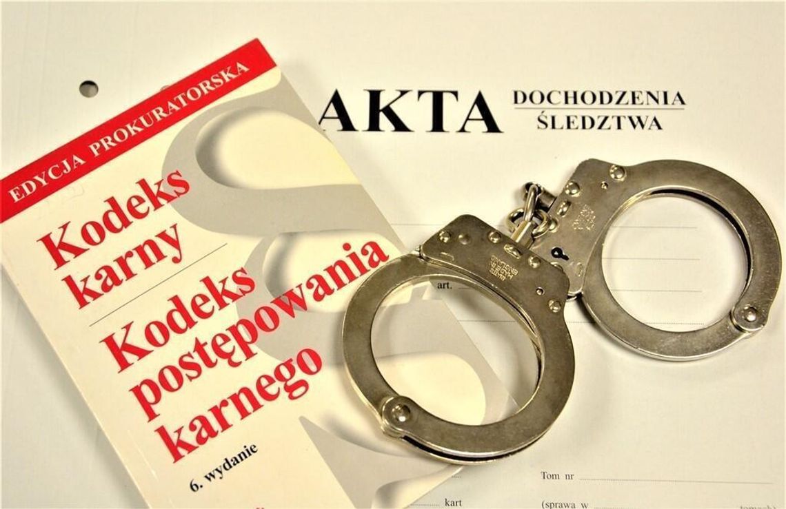 Kryminalni ujawnili i zatrzymali sprawców kradzieży z włamaniem pod Bochnią Kryminalni ujawnili i zatrzymali sprawców kradzieży z włamaniem pod Bochnią