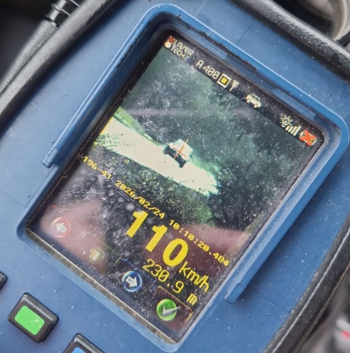 Mędrzechów. 110 km/h w terenie zabudowanym. Kierowca audi stracił prawo jazdy