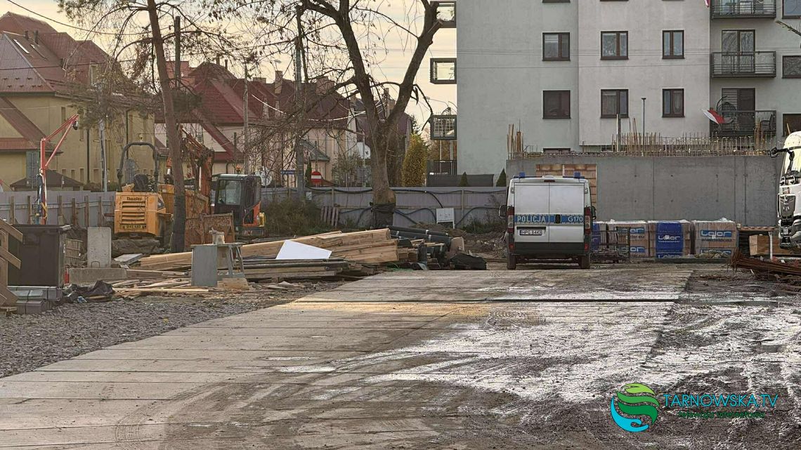 Mężczyzna spadł z rusztowania na budowie w Tarnowie Mężczyzna spadł z rusztowania na budowie w Tarnowie