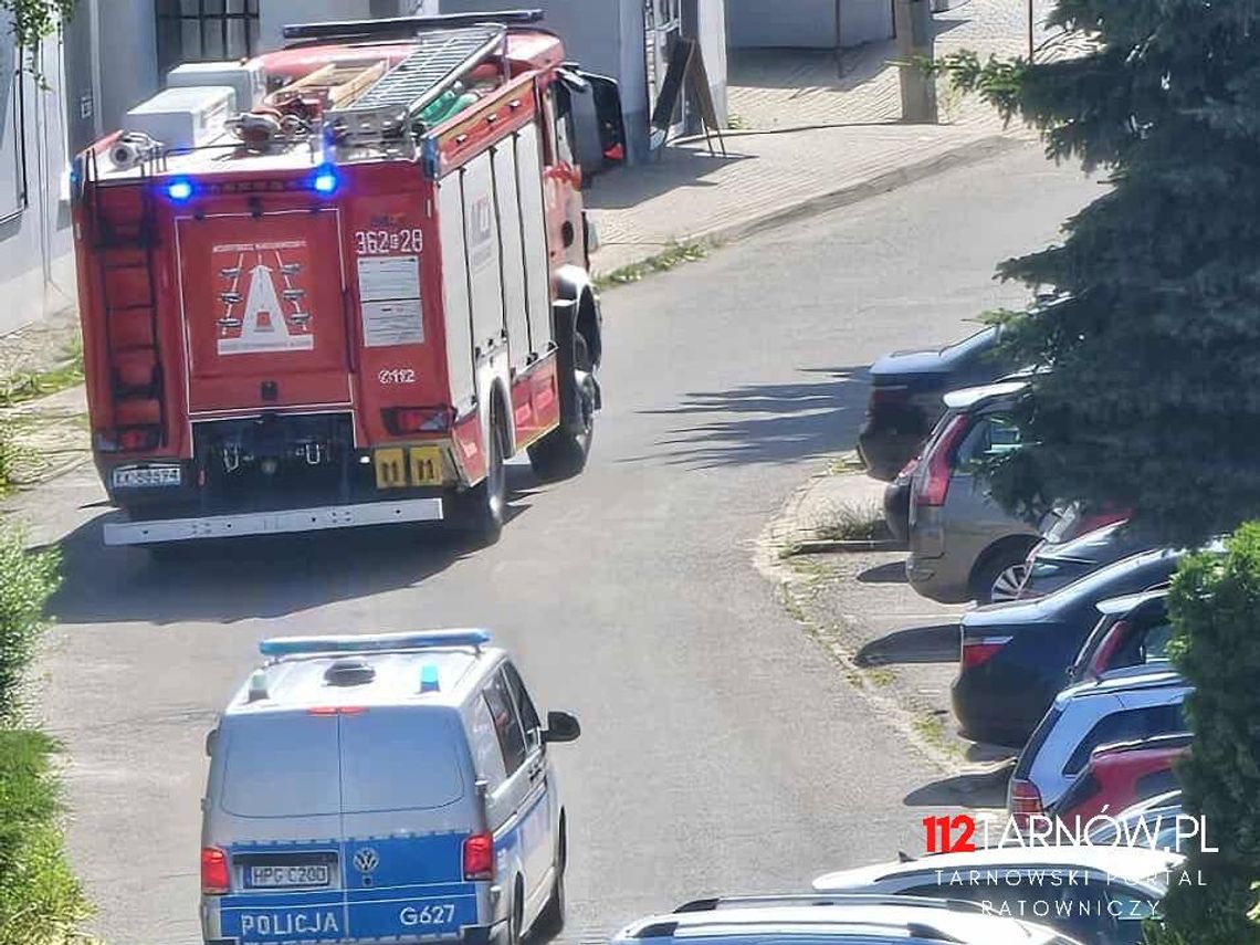 Miało dojść do pożaru bloku w Tarnowie. Na szczęście okazało się coś zupełnie innego