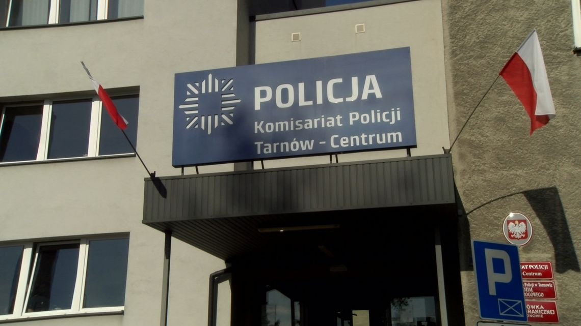 Mieszkańcy złapali włamywacza, który próbował ukraść samochód w centrum Tarnowa