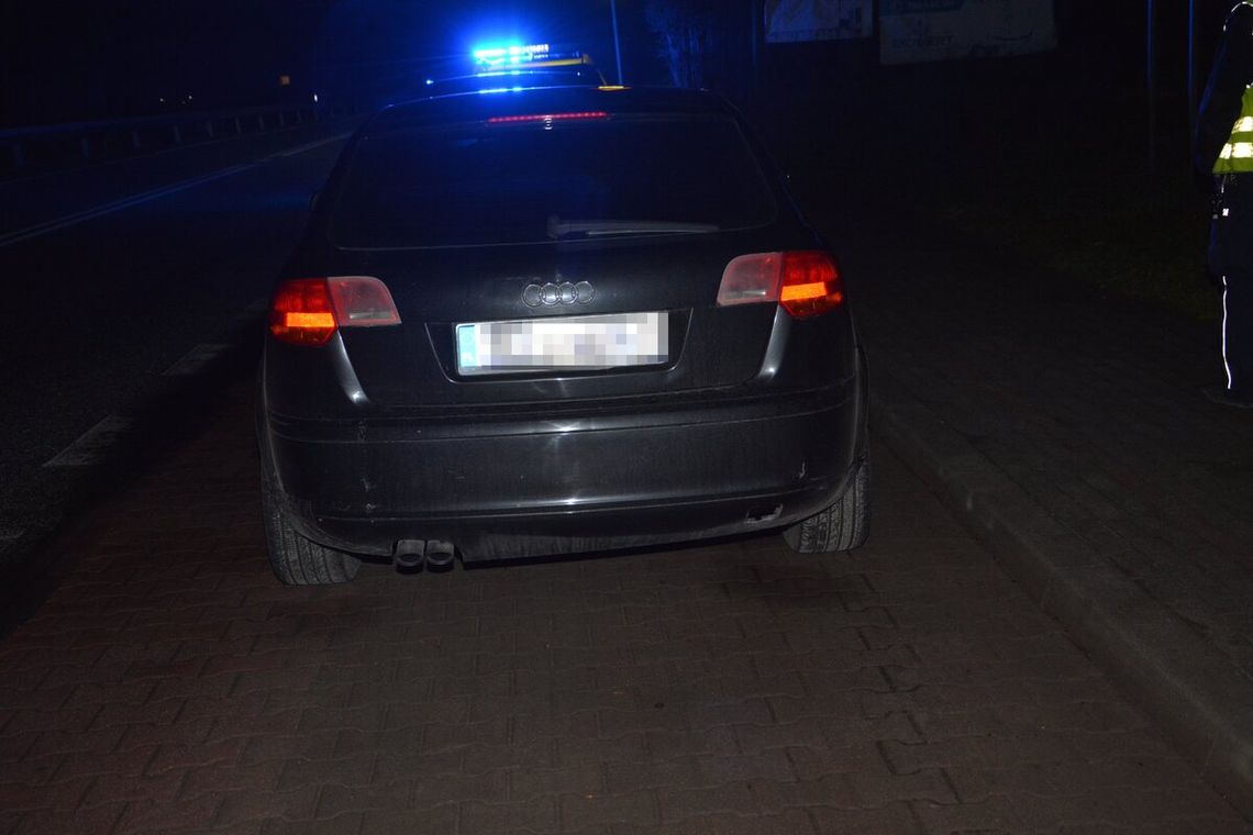"Młodzi - gniewni" pod Jasłem. Kierowca Audi celowo doprowadził do kolizji, poszło o dziewczynę.