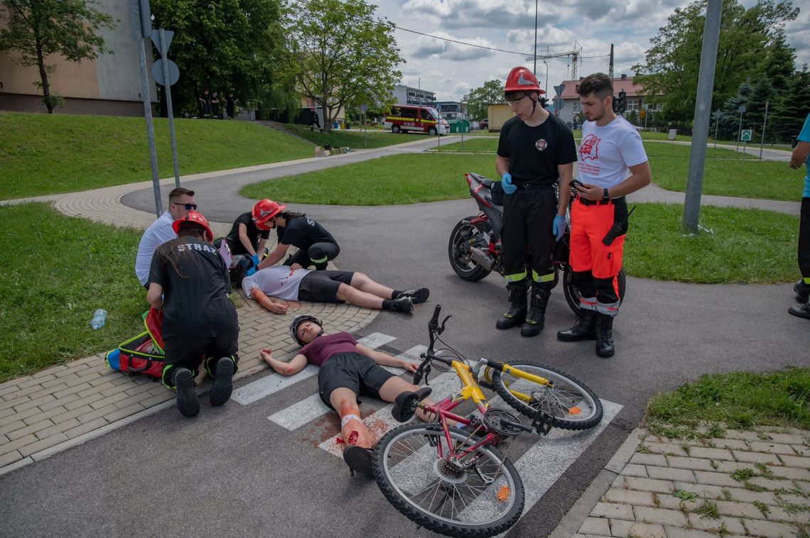 Młodzi strażacy z Małopolski rywalizowali w Brzesku. Za nami II Wojewódzkie Młodzieżowe Zawody w Ratownictwie Młodzi strażacy z Małopolski rywalizowali w Brzesku. Za nami II Wojewódzkie Młodzieżowe Zawody w Ratownictwie