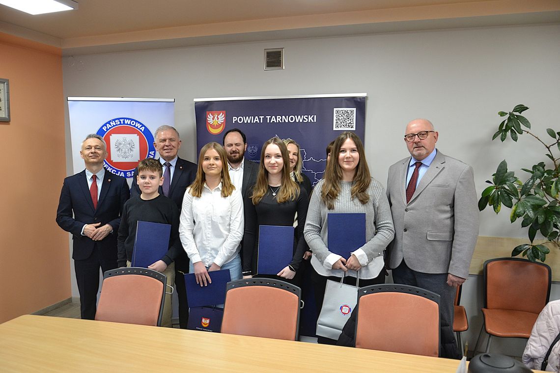 Młodzi z Buchcic podbijają powiat! Ich wiedza o zdrowiu zaskoczyła wszystkich