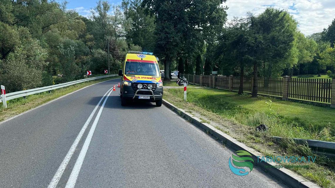 Motocyklista przewrócił się na drodze w Rzepienniku Strzyżewskim