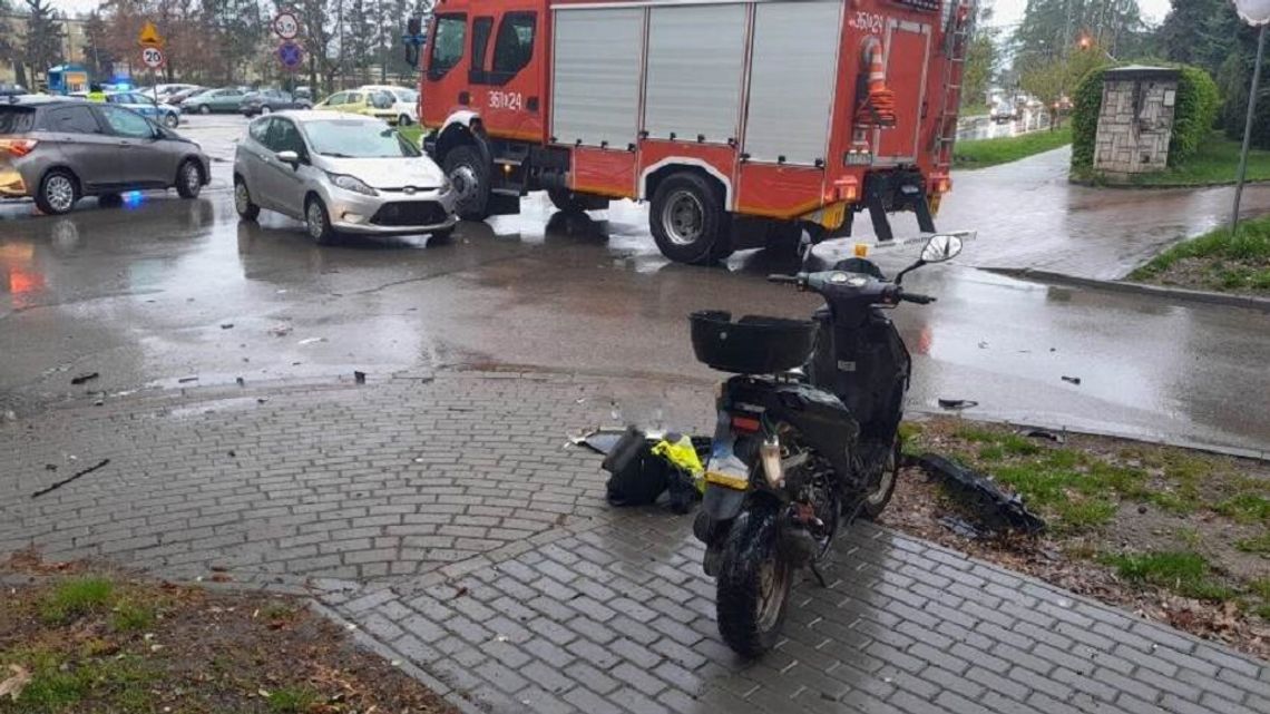 Motorowerzysta poszkodowany w wypadku w Mościcach