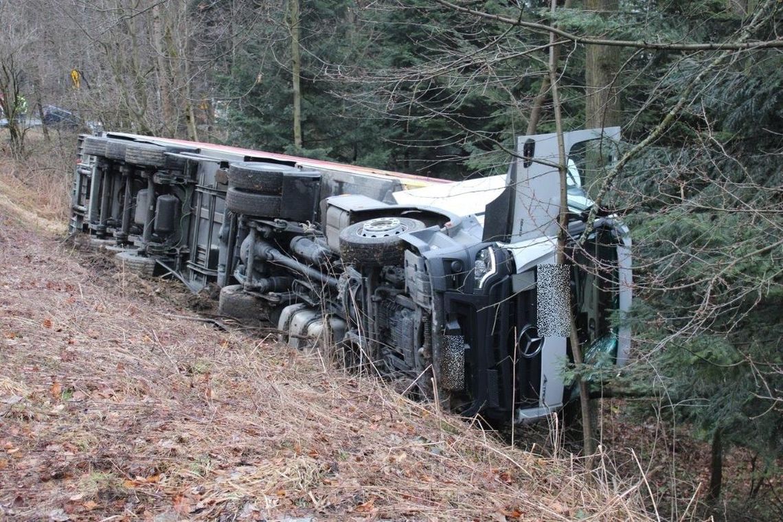 Na szczęście to tylko kolizja… niestety z udziałem pijanego kierowcy