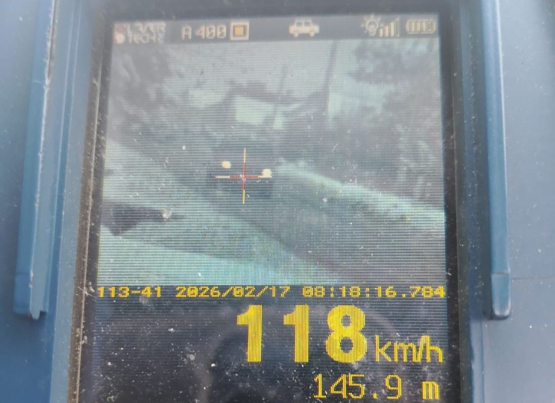Nieczajna Górna. Jechał 107 km/h w terenie zabudowanym. 26-latek stracił prawo jazdy.