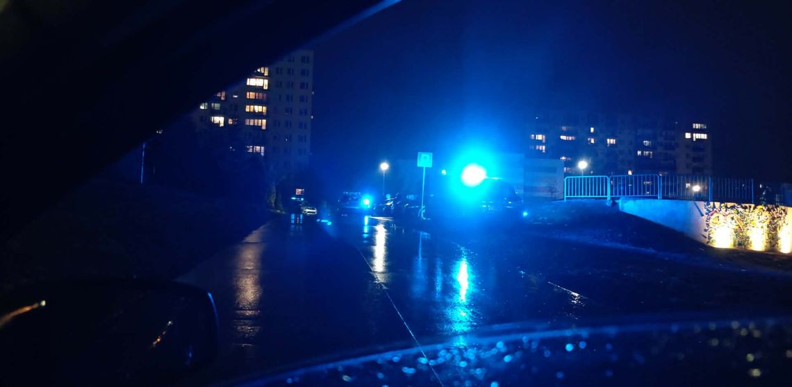 Nocna akcja policji na Westerplatte w Tarnowie Nocna akcja policji na Westerplatte w Tarnowie