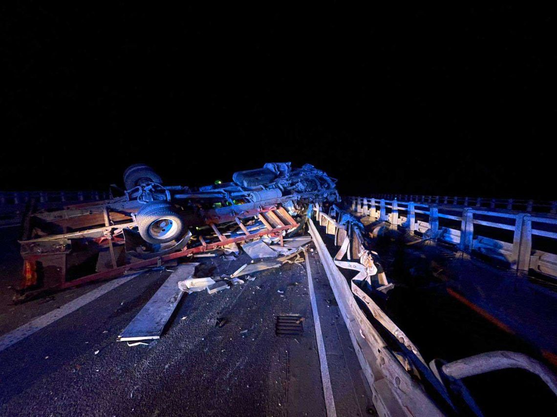 Nocny wypadek na autostradzie A4 koło Tarnowa. Utrudnienia trwały aż do rana