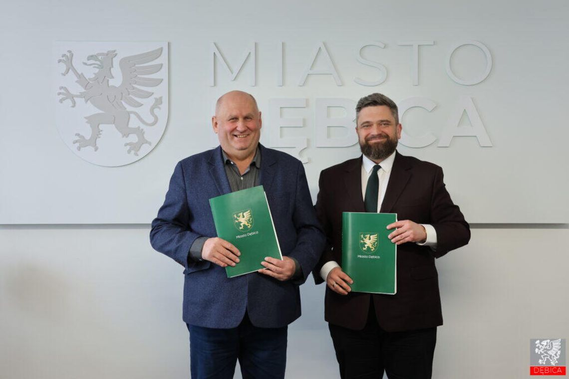 Nowy park kieszonkowy w centrum Dębicy. Zielona inwestycja za ponad 3 mln zł