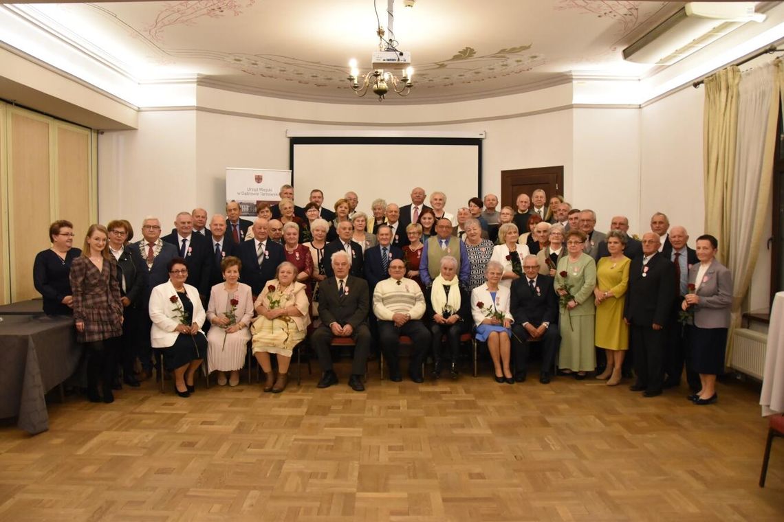 Dąbrowa Tarnowska. Od Ślubnego „TAK” do Złotego Jubileuszu!