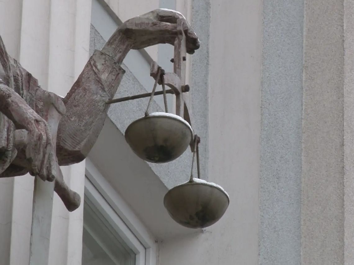 Od wspólnej biesiady do próby zabójstwa. Nożownik z Ciężkowic trafi przed sąd