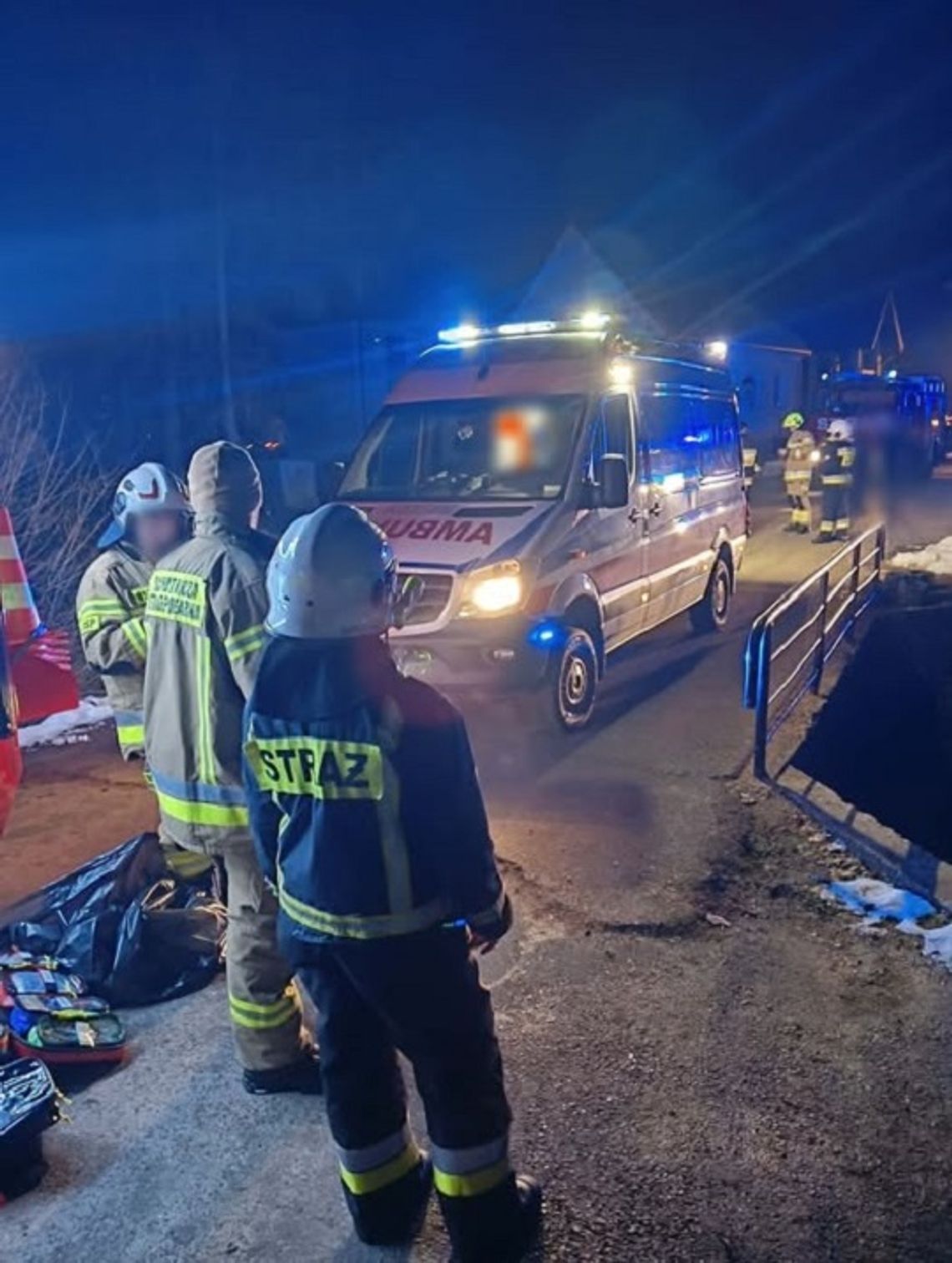 Osoba wpadła do rzeki, konieczna była reanimacja