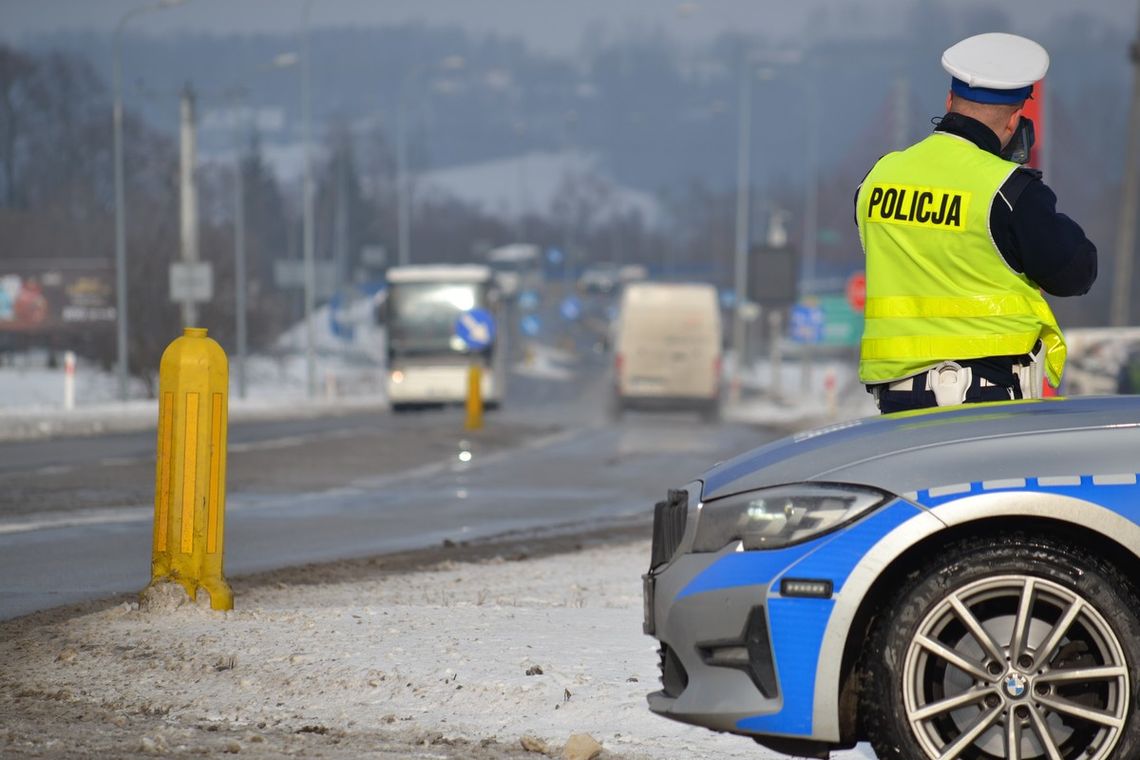 Podsumowanie działań „Bezpieczne Ferie 2023” na małopolskich drogach