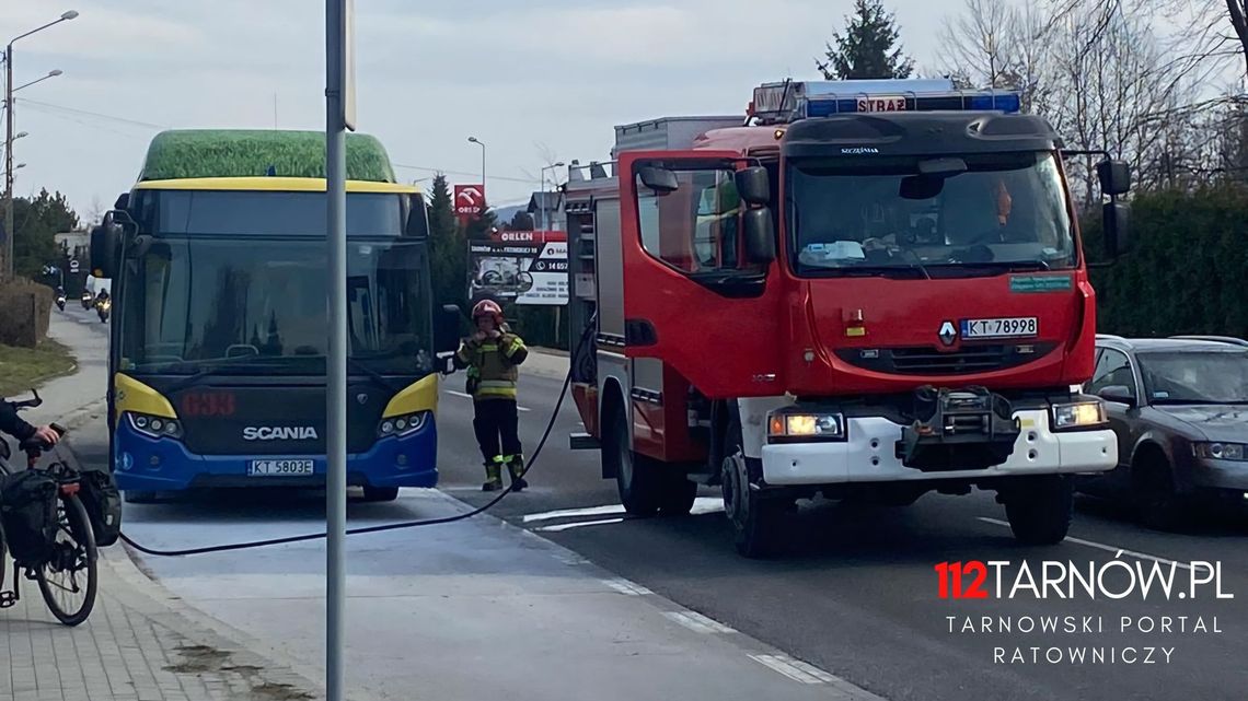 Pożar autobusu miejskiego na Mościckiego w Tarnowie