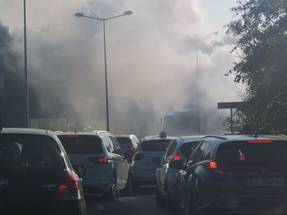 Pożar samochodu osobowego w Tarnowie