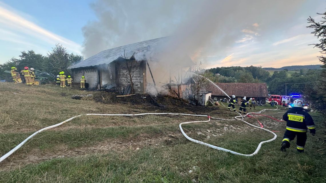 Pożar stodoły na południu powiatu tarnowskiego