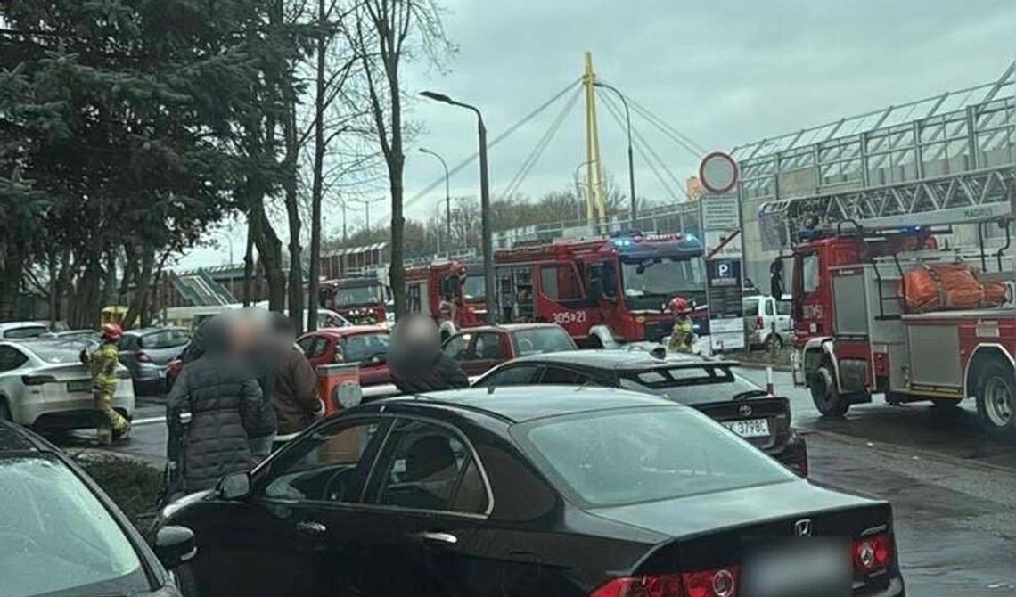 Pożar w mieszkaniu w Krakowie. Jedna osoba poszkodowana Pożar w mieszkaniu w Krakowie. Jedna osoba poszkodowana