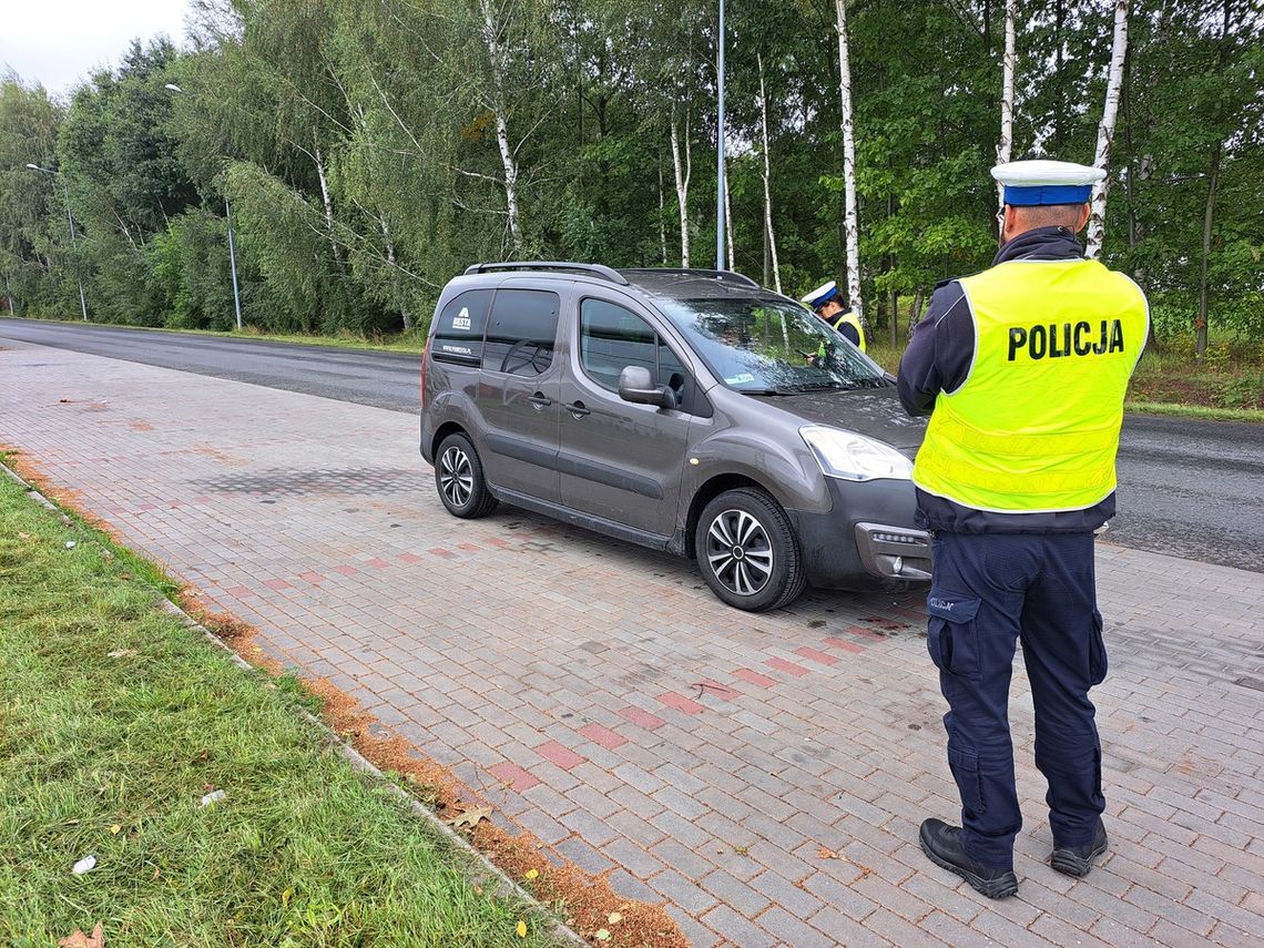 Przekroczenie prędkości i jazda bez dokumentów po ulicach Tarnowa przez obywatela Rumunii