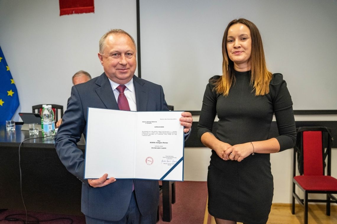 Radni i wójt gminy Tarnów złożyli ślubowanie