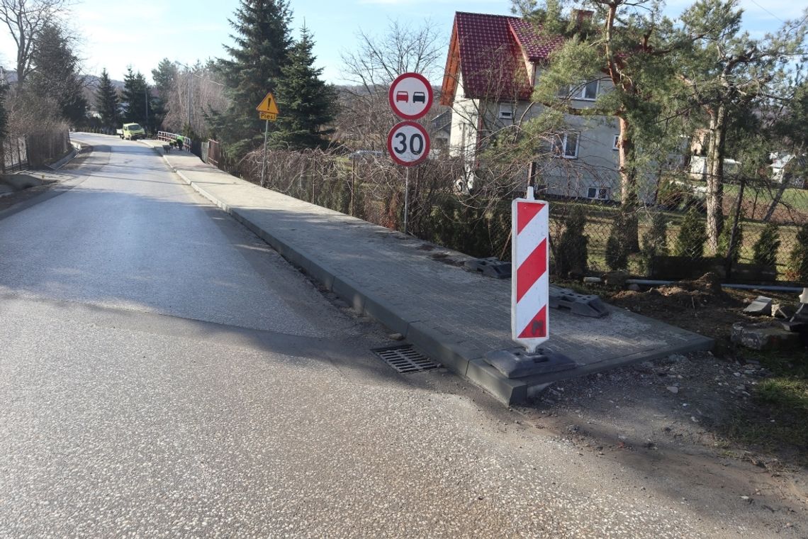 Rozbudowa kolejnych dróg gminnych w Skrzyszowie