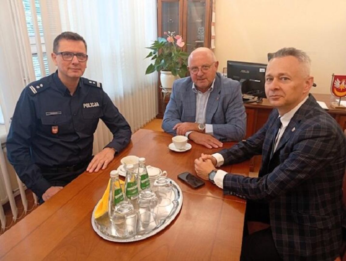 Rozmowy o bezpieczeństwie i współpracy samorządu z Policją