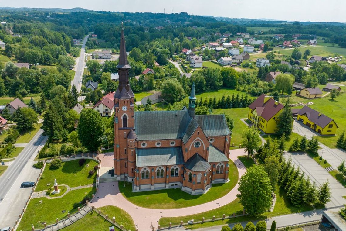 Rozpoczęły się prace konserwatorskie w kościele parafialnym w Szynwałdzie